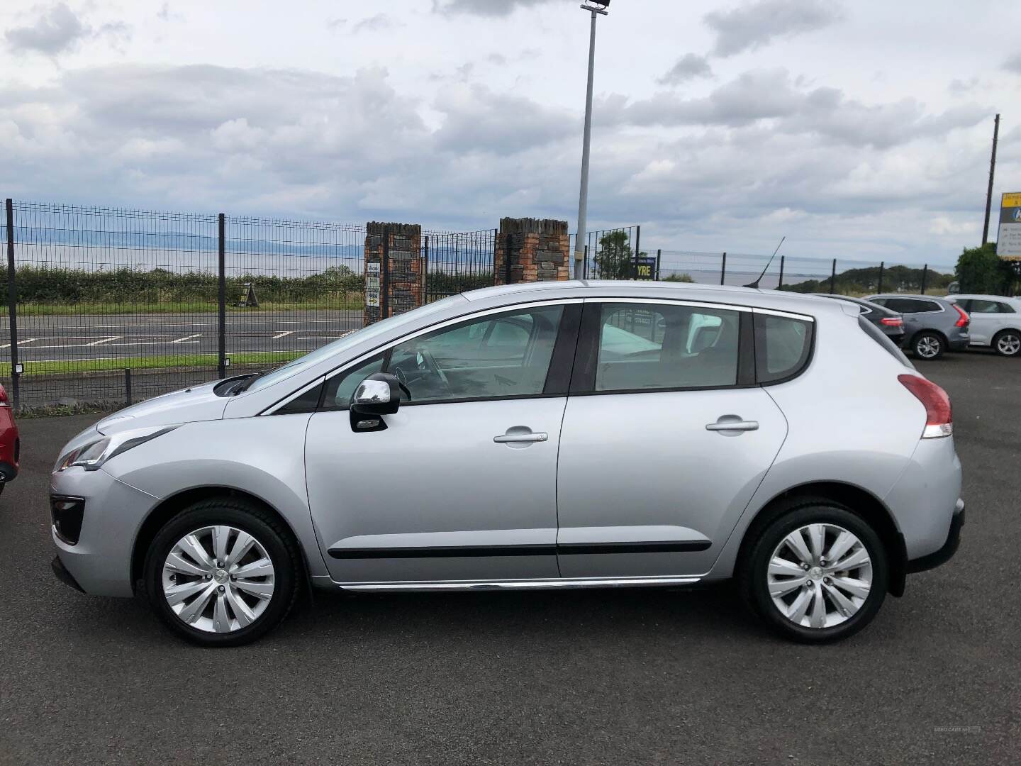 Peugeot 3008 DIESEL ESTATE in Derry / Londonderry