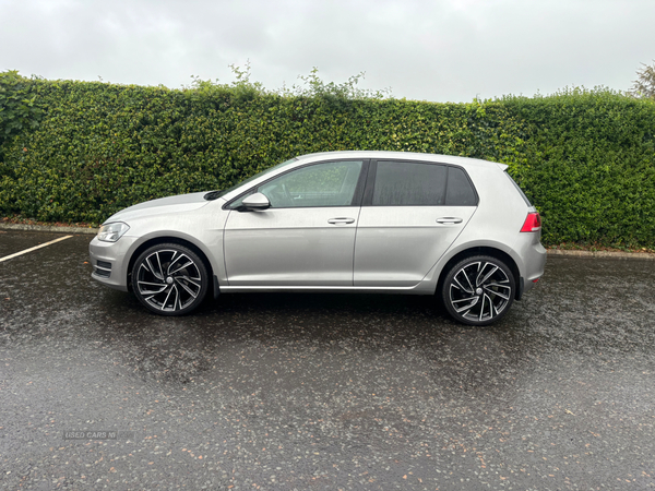 Volkswagen Golf DIESEL HATCHBACK in Derry / Londonderry