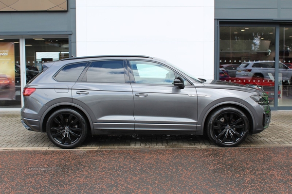 Volkswagen Touareg Black Edition 3.0 V6 TDI 4x4 in Antrim