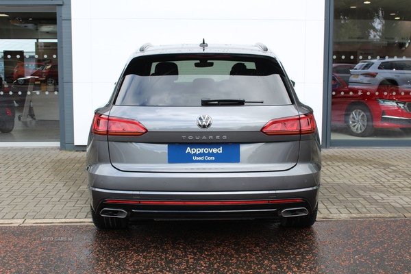 Volkswagen Touareg Black Edition 3.0 V6 TDI 4x4 in Antrim