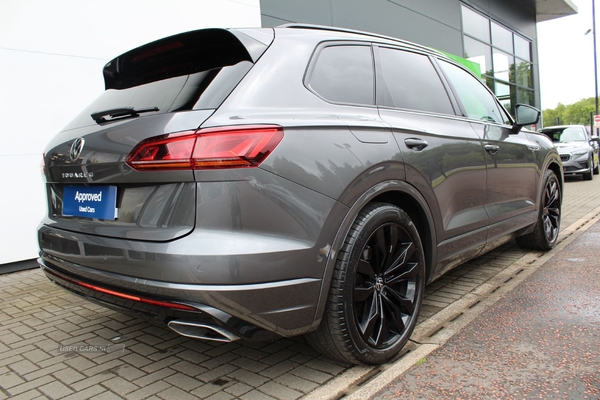 Volkswagen Touareg Black Edition 3.0 V6 TDI 4x4 in Antrim