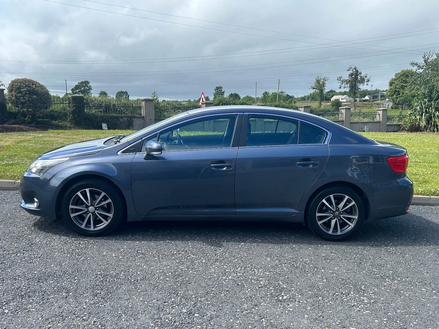 Toyota Avensis DIESEL SALOON in Tyrone