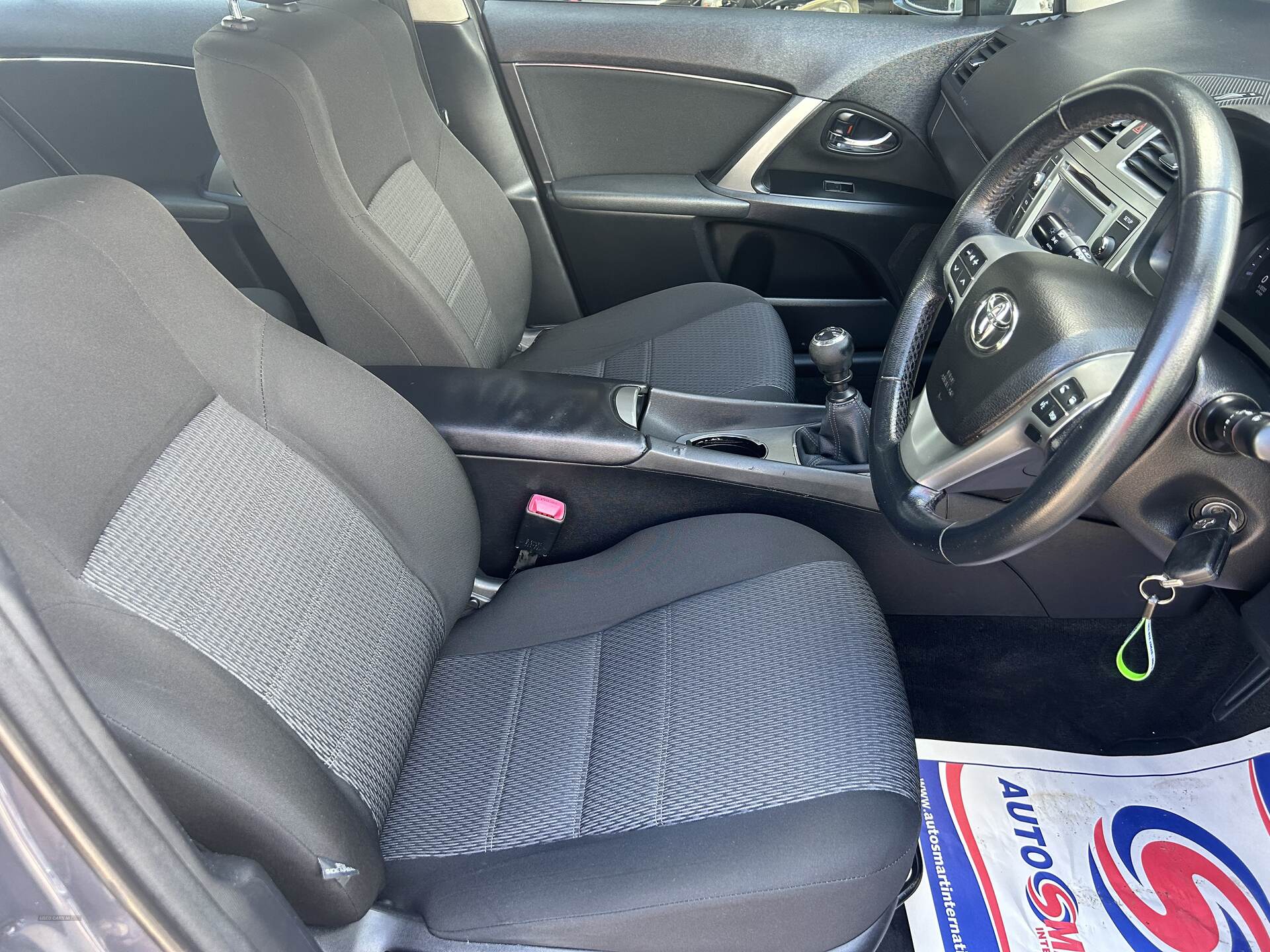 Toyota Avensis DIESEL SALOON in Tyrone