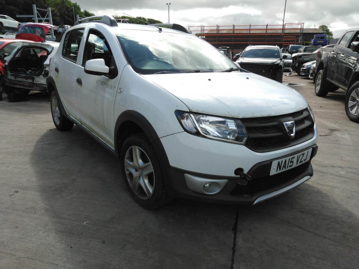 May 2015 Dacia Sandero Stepway 0.9 TCe Ambiance 5dr