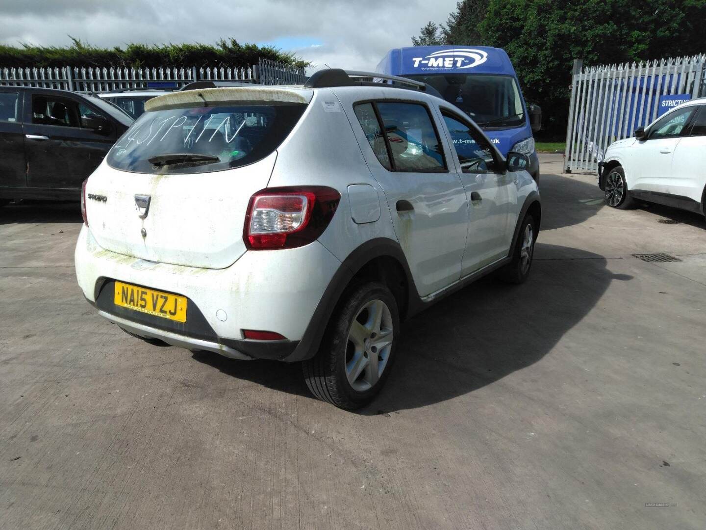 May 2015 Dacia Sandero Stepway 0.9 TCe Ambiance 5dr