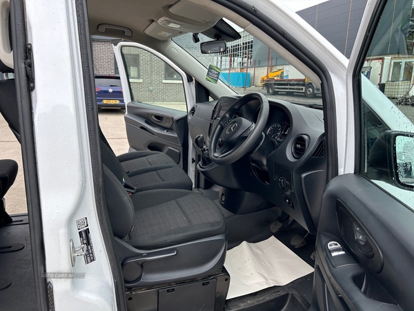 Mercedes Vito TOURER LONG DIESEL in Antrim