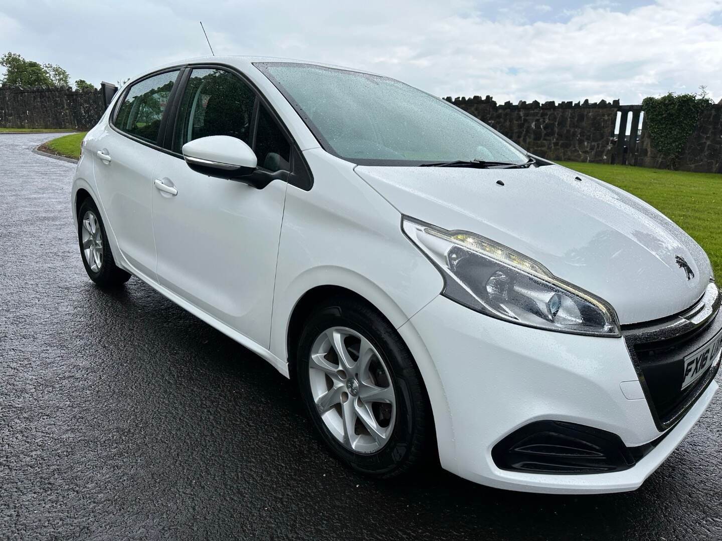 Peugeot 208 DIESEL HATCHBACK in Antrim