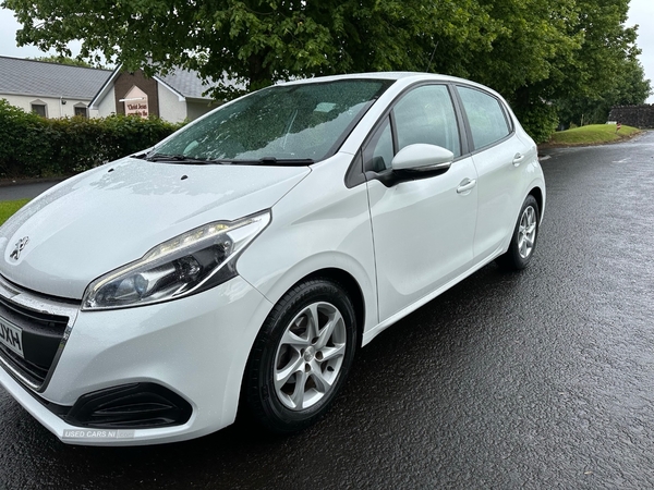 Peugeot 208 DIESEL HATCHBACK in Antrim