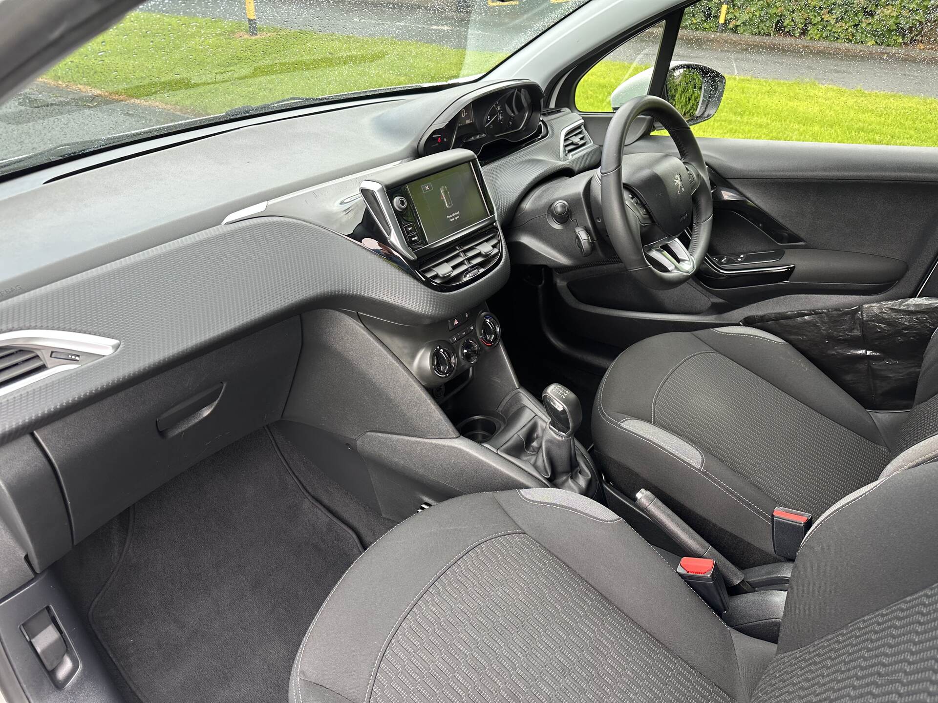 Peugeot 208 DIESEL HATCHBACK in Antrim