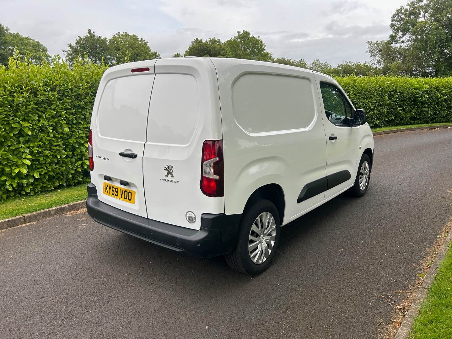 Peugeot Partner STANDARD DIESEL in Derry / Londonderry