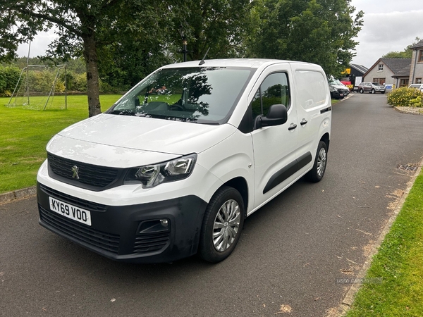 Peugeot Partner STANDARD DIESEL in Derry / Londonderry