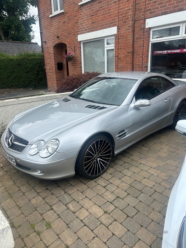 Mercedes SL SL500 5.0 v8 petrol rwd in Down