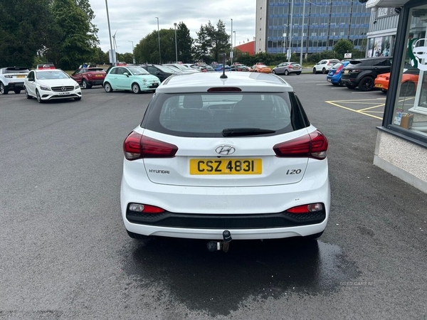 Hyundai i20 1.2 MPI S-CONNECT 5d 74 BHP in Down