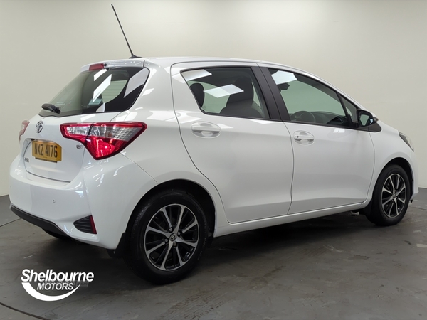 Toyota Yaris Icon Tech 5dr 1.5 Manual in Armagh