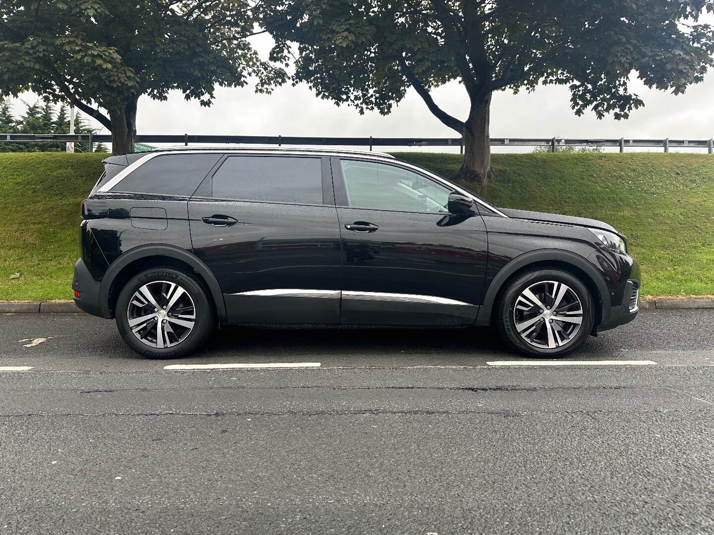 Peugeot 5008 DIESEL ESTATE in Down