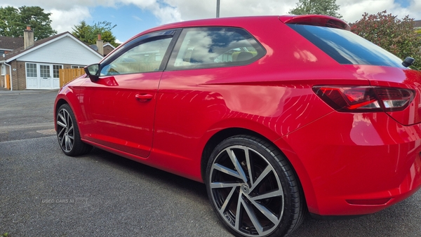 Seat Leon 1.6 TDI SE 3dr [Technology Pack] in Derry / Londonderry