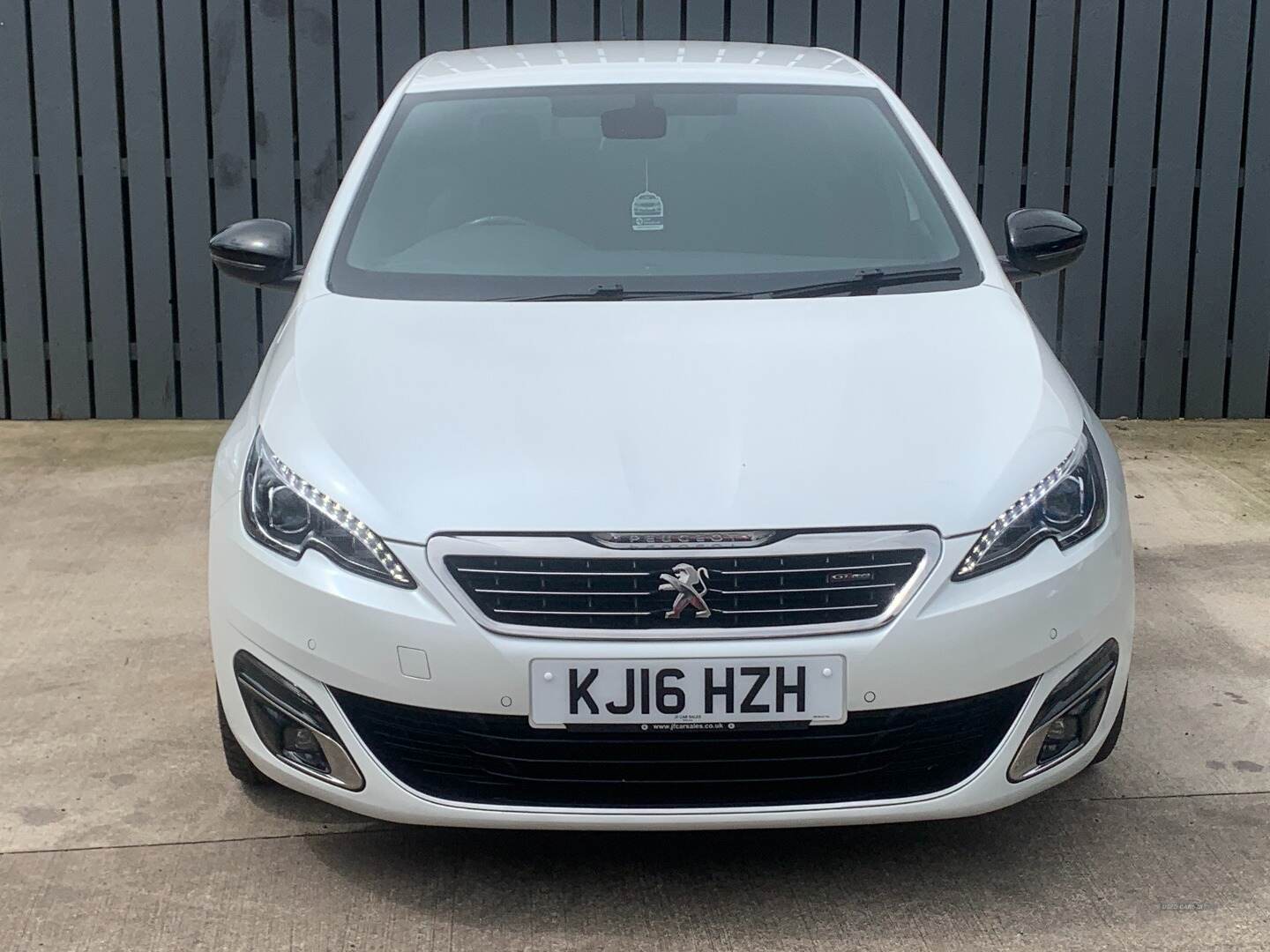 Peugeot 308 DIESEL HATCHBACK in Antrim