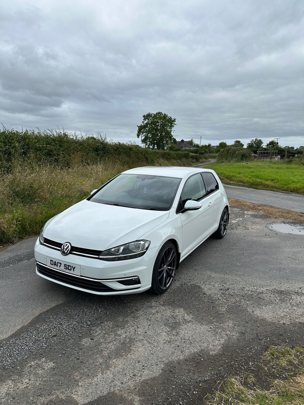 Volkswagen Golf 2.0 TDI GT 5dr in Down