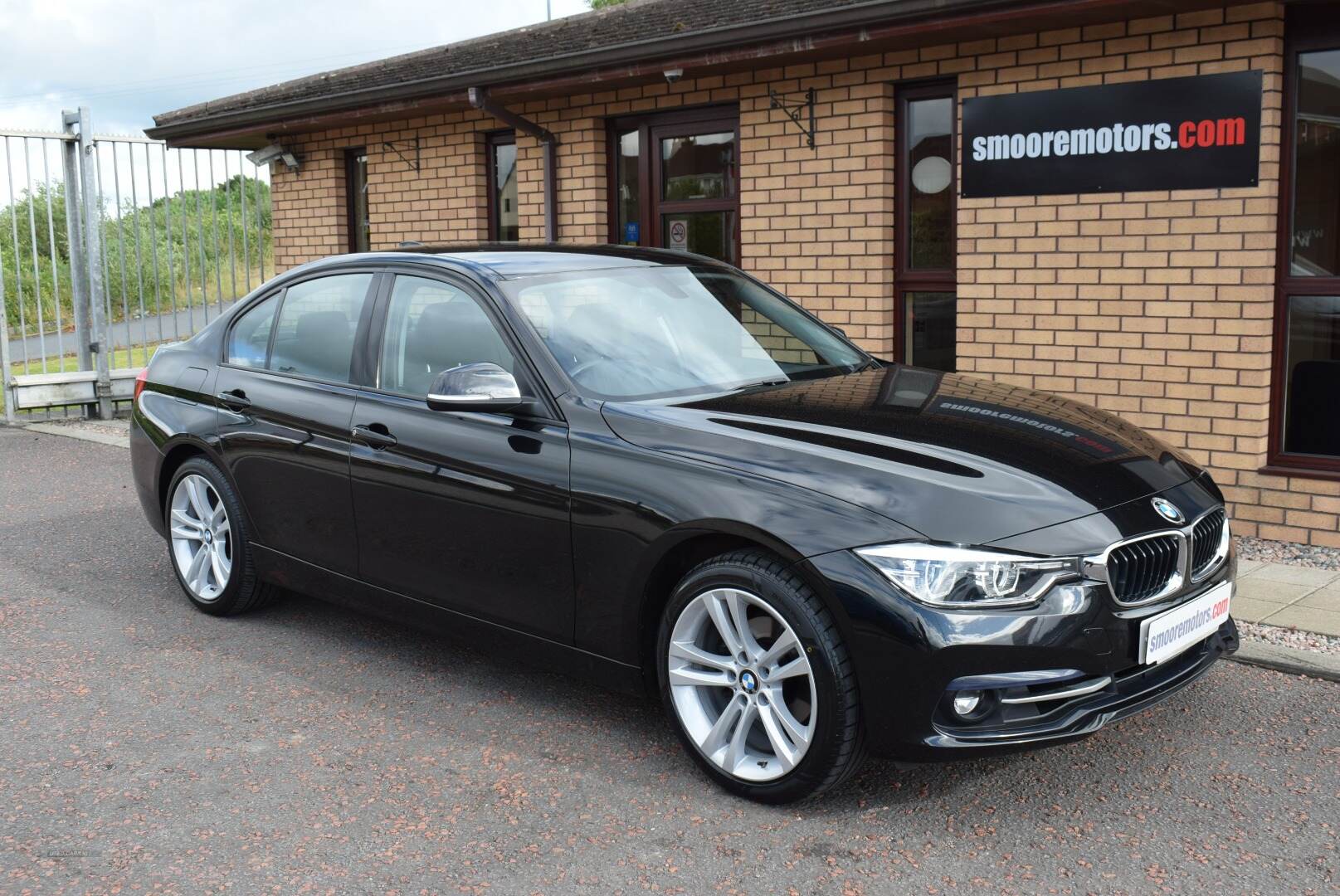 BMW 3 Series SALOON in Antrim