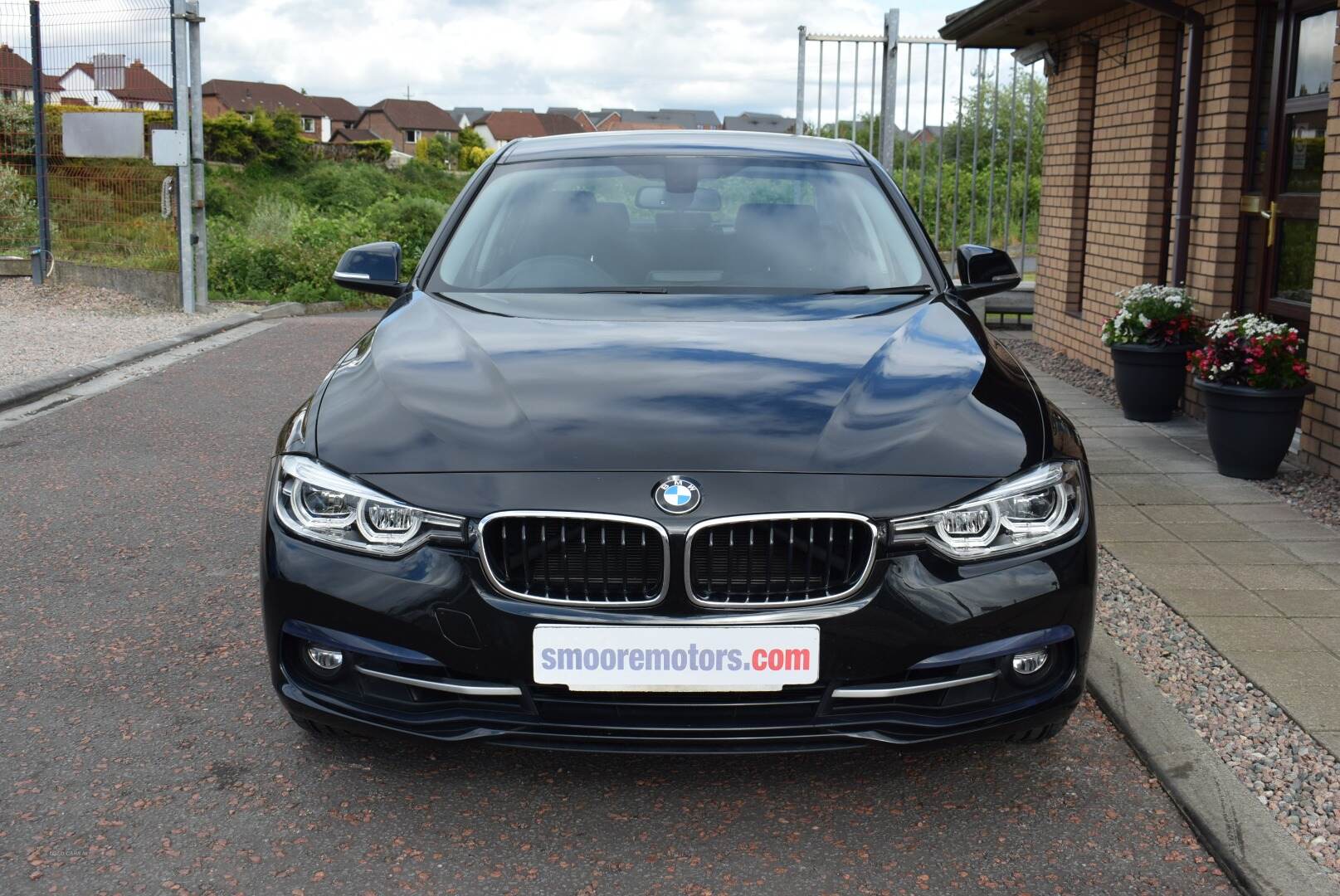 BMW 3 Series SALOON in Antrim