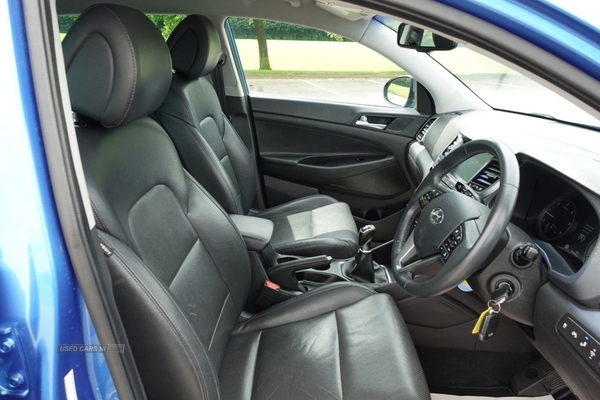 Hyundai Tucson 1.7 CRDI PREMIUM BLUE DRIVE 5d 114 BHP FULL SERVICE HISTORY / £35 ROAD TAX in Antrim
