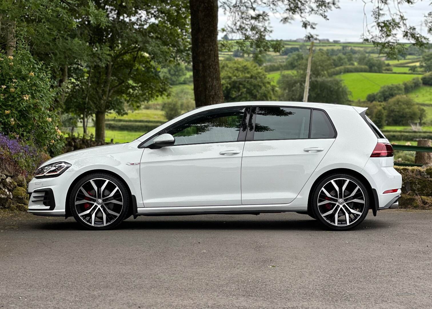 Volkswagen Golf HATCHBACK in Antrim