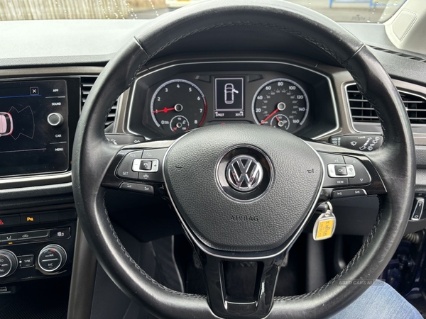 Volkswagen T-Roc SE in Antrim