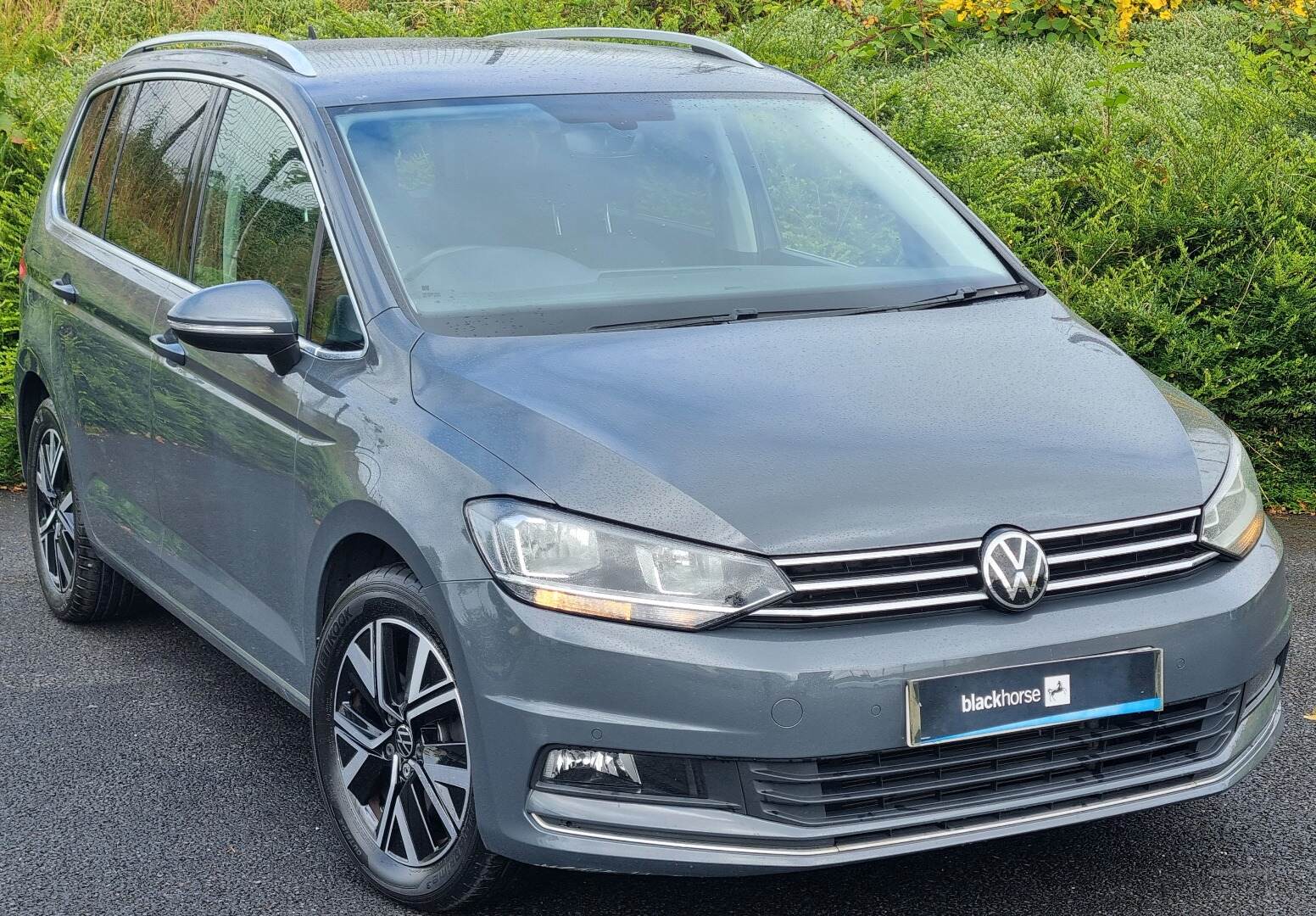 Volkswagen Touran ESTATE in Armagh