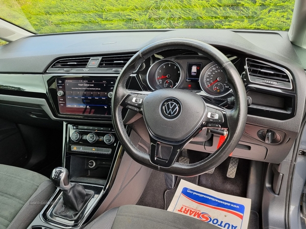 Volkswagen Touran ESTATE in Armagh