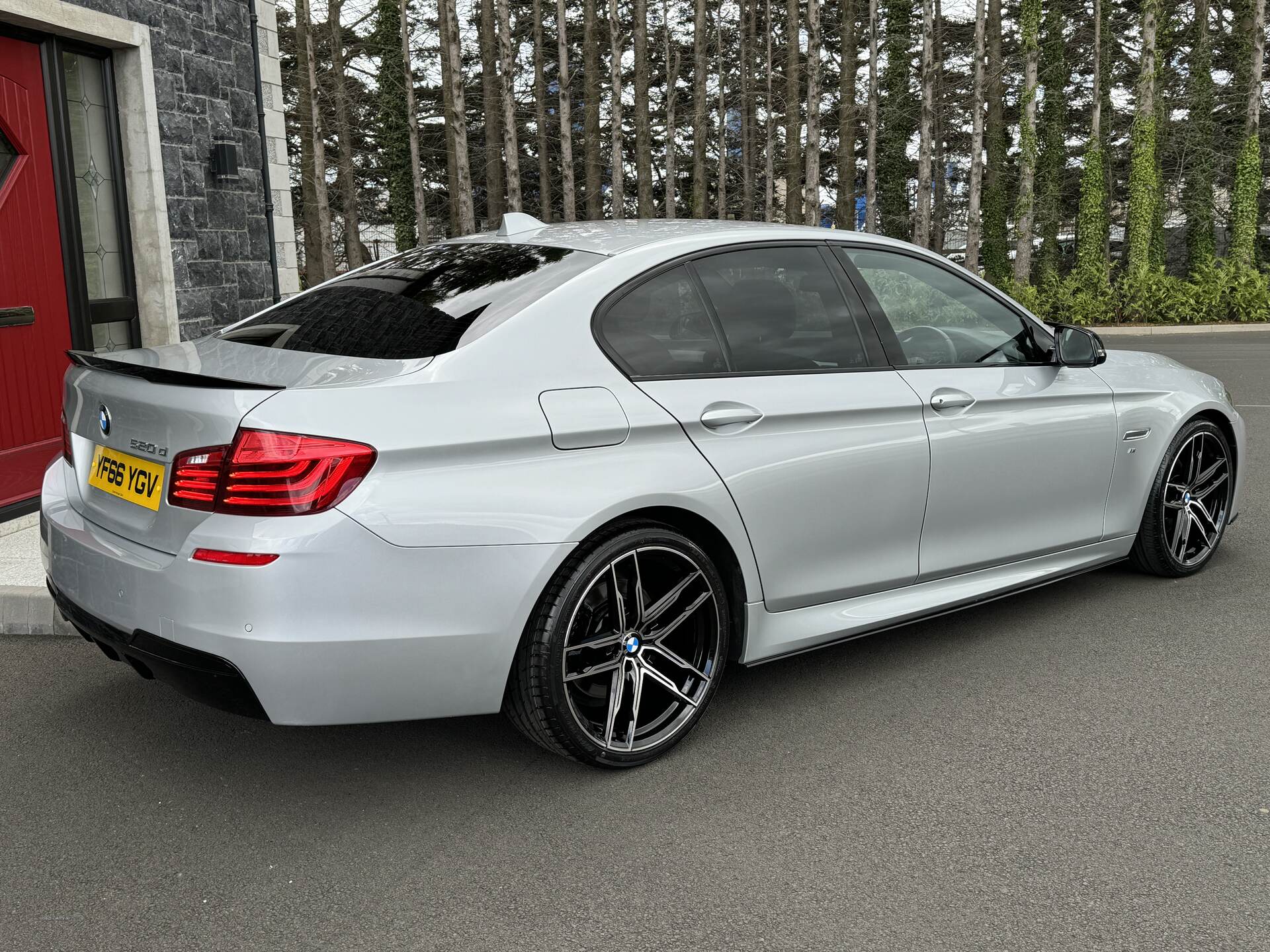 BMW 5 Series DIESEL SALOON in Antrim