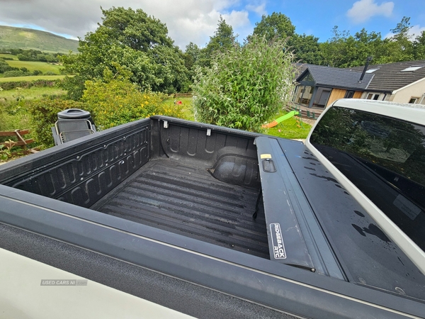 Toyota Hilux Invincible X D/Cab Pick Up 2.4 D-4D Auto in Derry / Londonderry