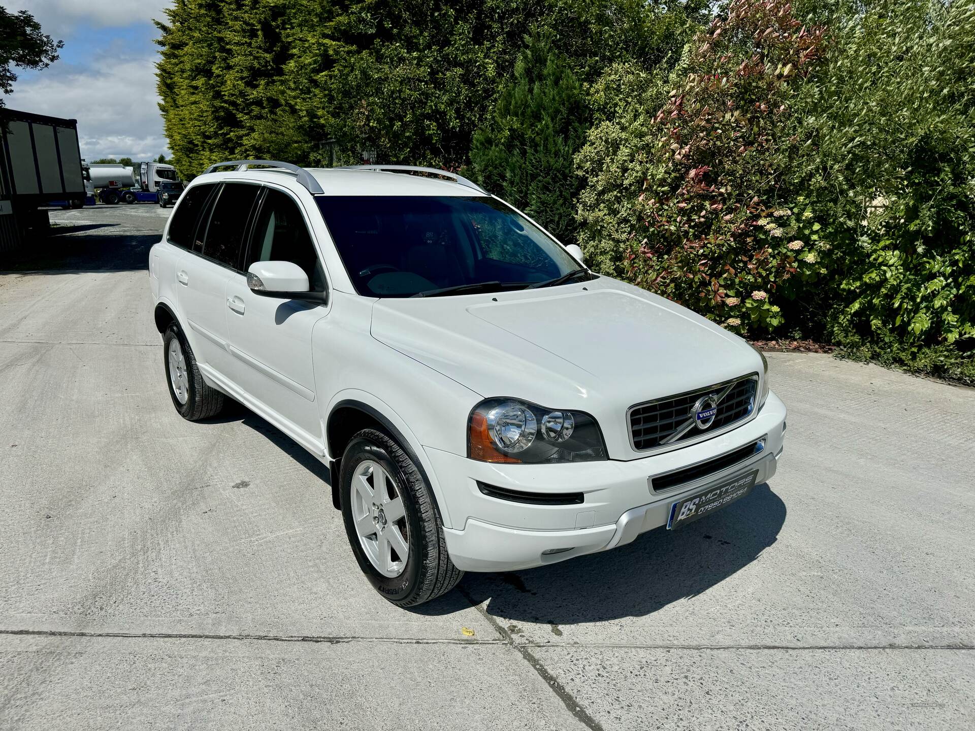 Volvo XC90 DIESEL ESTATE in Down