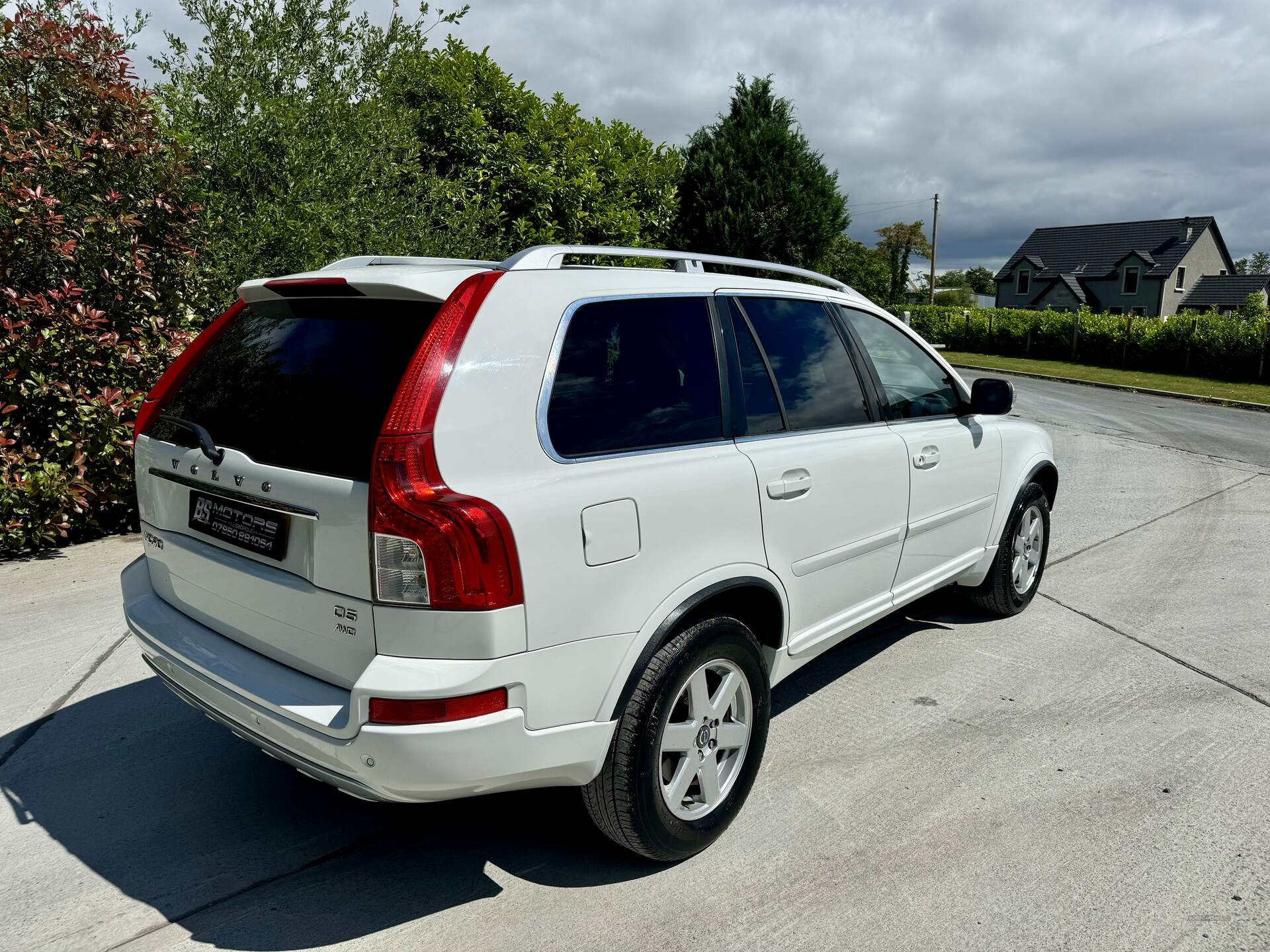 Volvo XC90 DIESEL ESTATE in Down