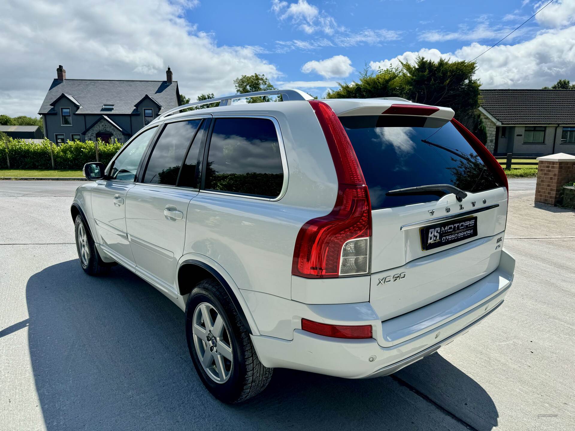 Volvo XC90 DIESEL ESTATE in Down