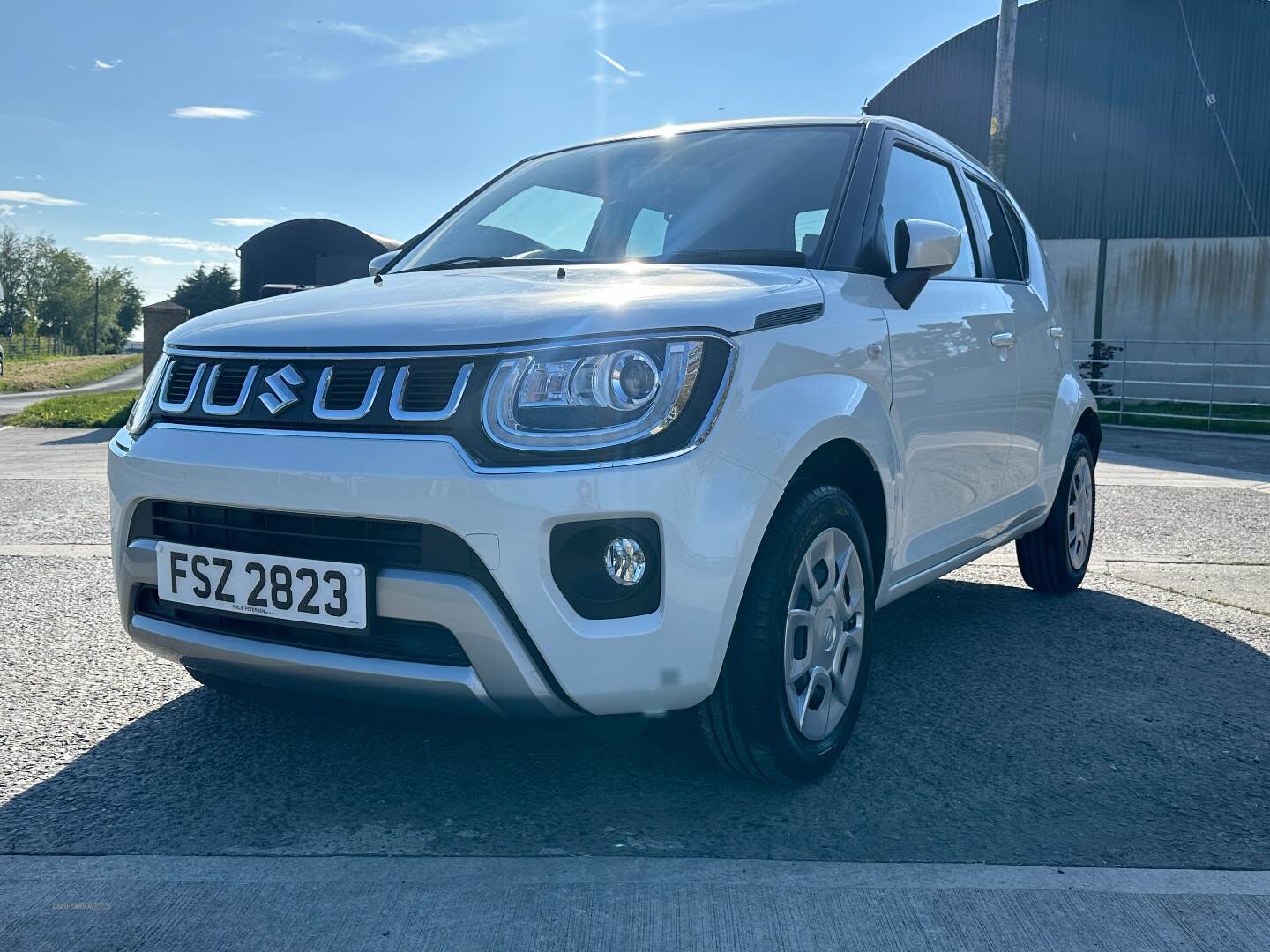 Suzuki Ignis HATCHBACK in Down