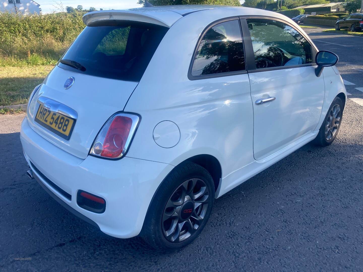 Fiat 500 HATCHBACK in Down