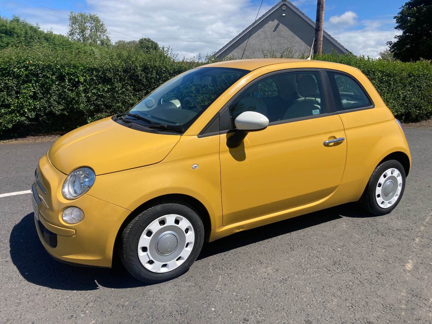 Fiat 500 HATCHBACK in Down