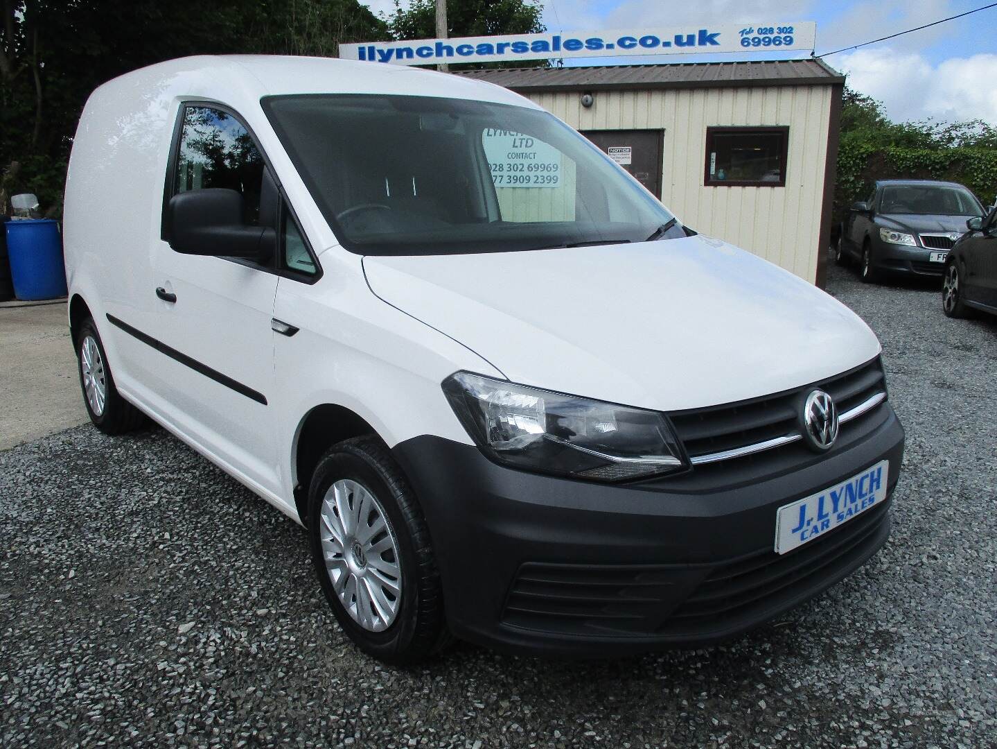 Volkswagen Caddy C20 DIESEL in Down