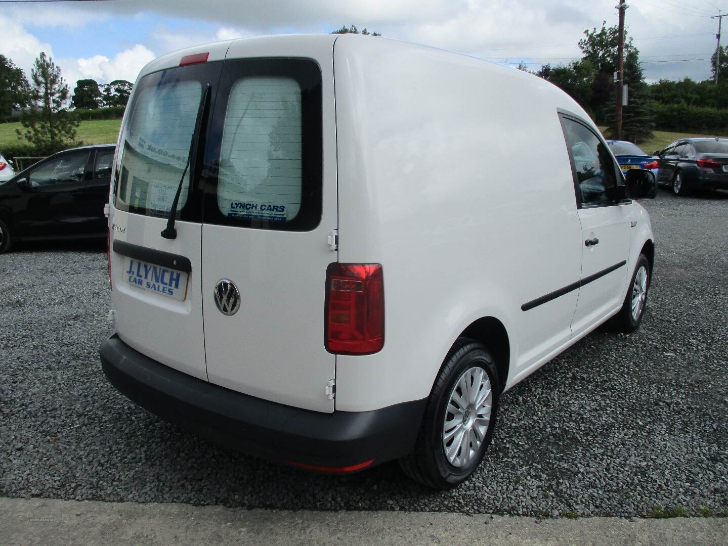 Volkswagen Caddy C20 DIESEL in Down