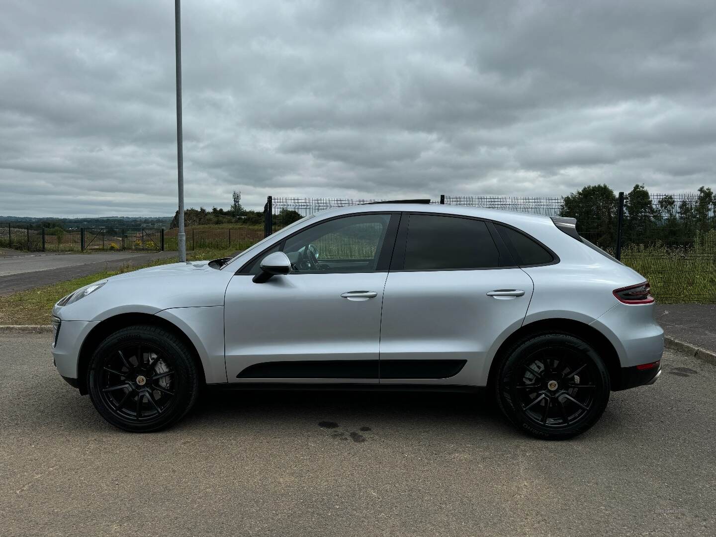 Porsche Macan DIESEL ESTATE in Antrim