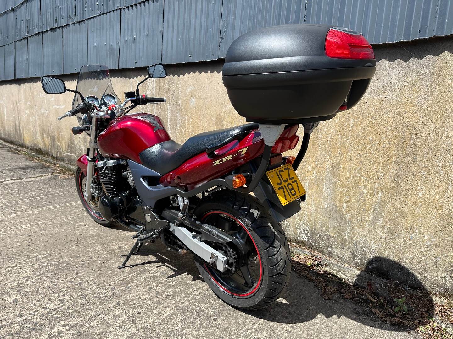 Kawasaki ZR Series ZR750-F1 in Antrim