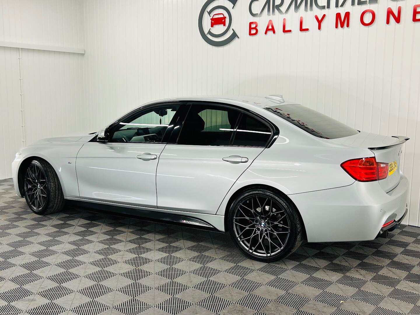 BMW 3 Series DIESEL SALOON in Antrim