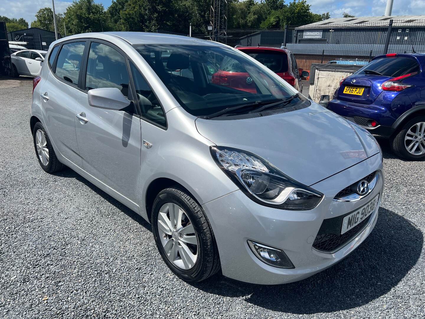 Hyundai ix20 HATCHBACK in Down