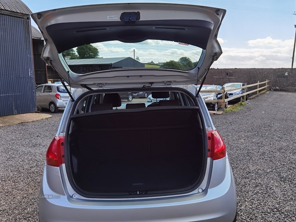 Kia Venga HATCHBACK in Antrim