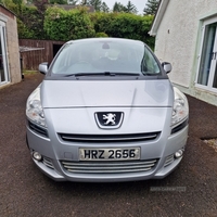Peugeot 5008 1.6 HDi Active 5dr in Antrim