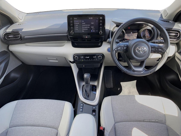 Toyota Yaris 1.5 Hybrid Excel 5Dr Cvt in Down