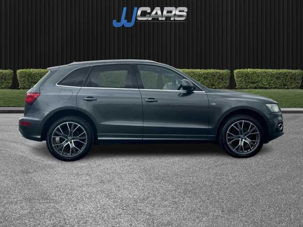 Audi Q5 2.0 TDI [150] Quattro S Line Plus 5dr in Down