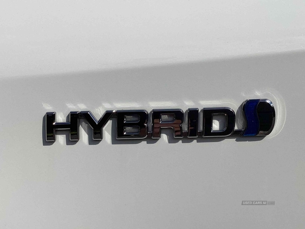 Suzuki Swace 1.8 FULL HYBRID MOTION CVT in Down