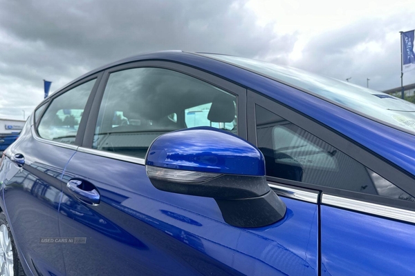 Ford Fiesta 1.1 Zetec 5dr - BLUETOOTH, AIR CON, ALLOYS - TAKE ME HOME in Armagh
