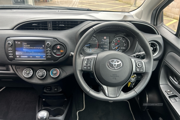 Toyota Yaris 1.5 VVT-i Y20 Bi-tone Euro 6 5dr in Tyrone
